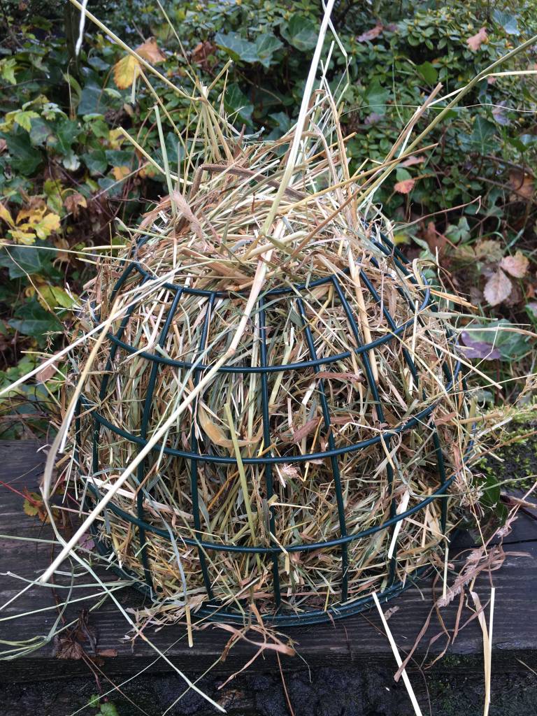 Extra-large hay rack